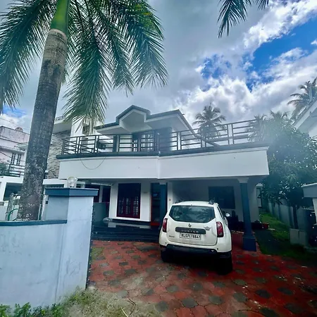 Krishnakripa - Luxury Private Villa Near Guruvayoor Temple Guruvayur Exterior photo