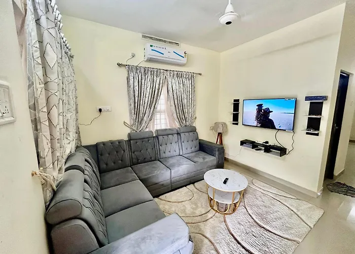 Krishnakripa - Luxury Private Villa Near Guruvayoor Temple