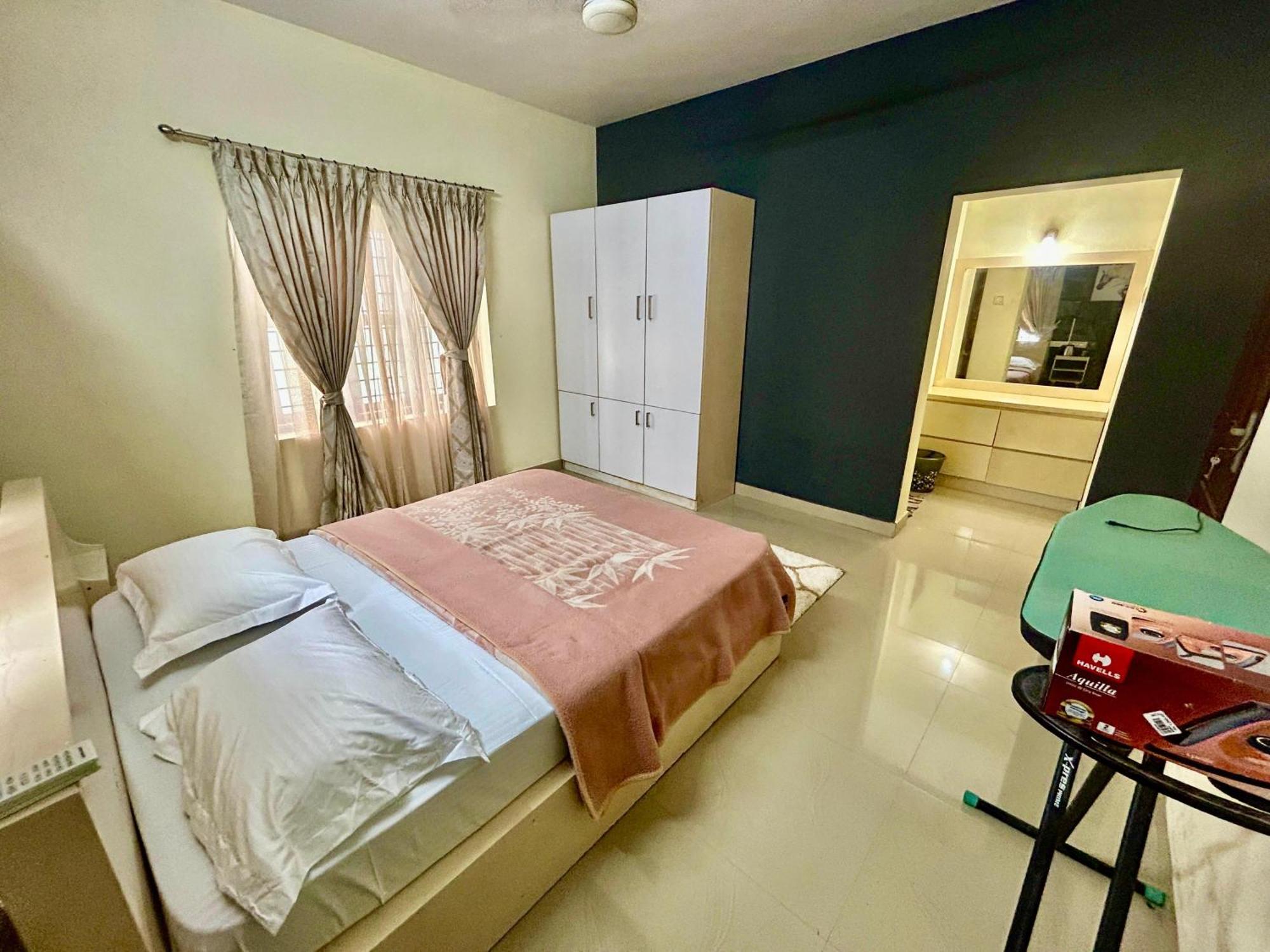 Krishnakripa - Luxury Private Near Guruvayoor Temple *