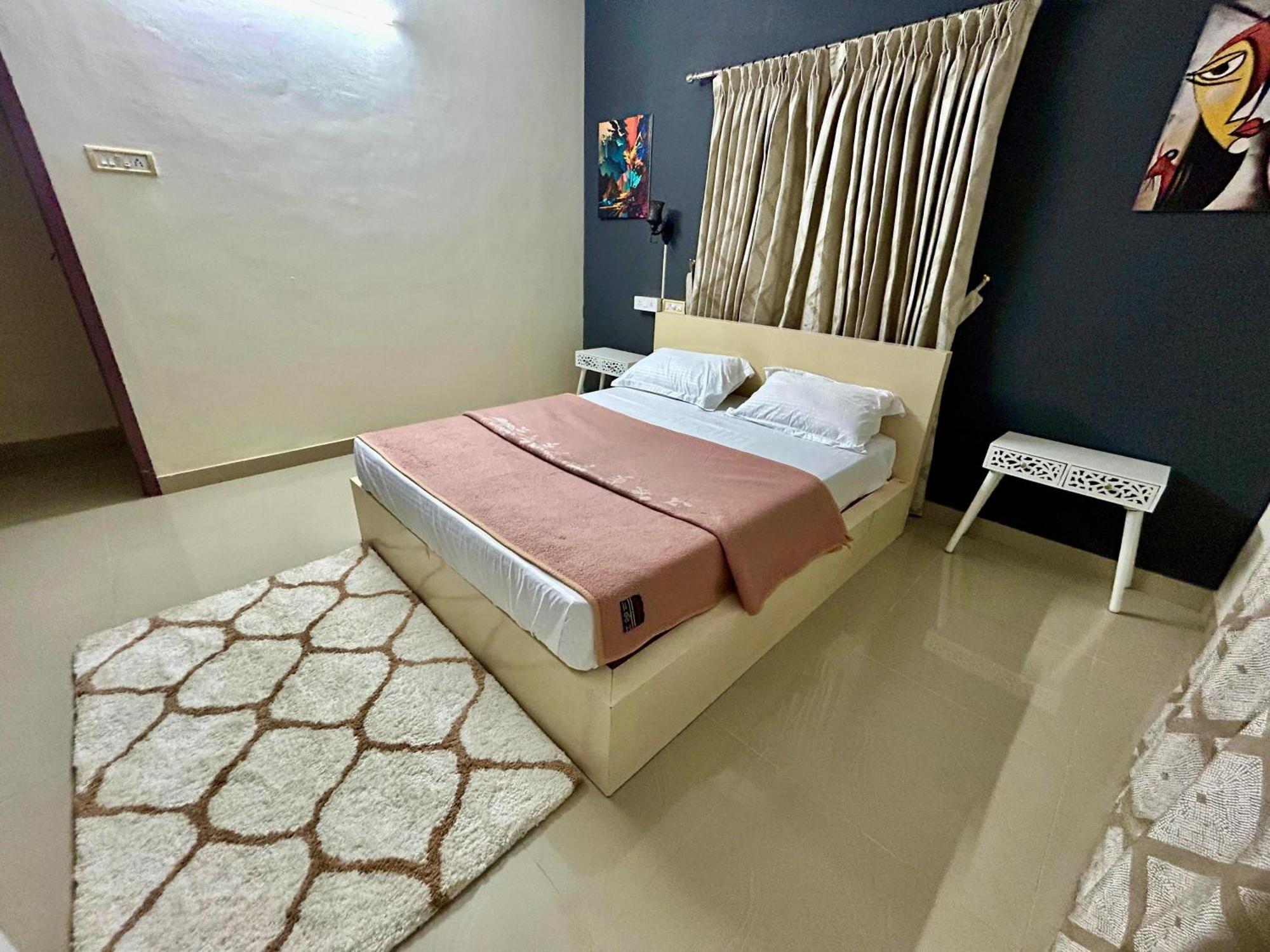 Holiday home Krishnakripa - Luxury Private Near Guruvayoor Temple *